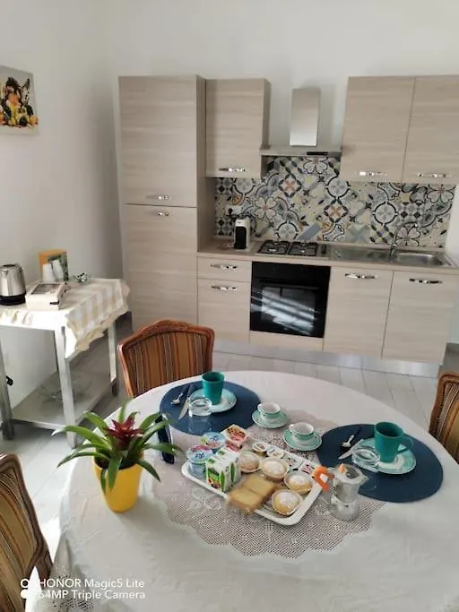 公寓 B&B Domus Patrizia Marianopoli